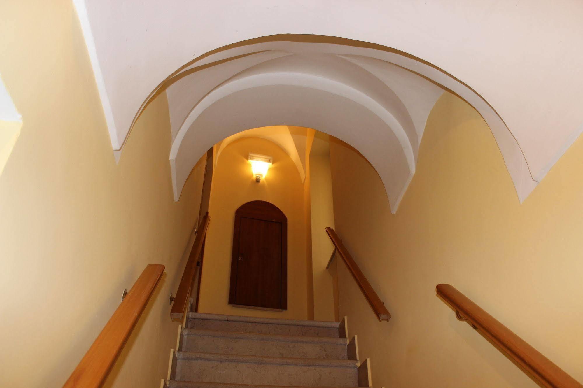 Albergo Ristorante Del Cacciatore Foggia Exterior photo